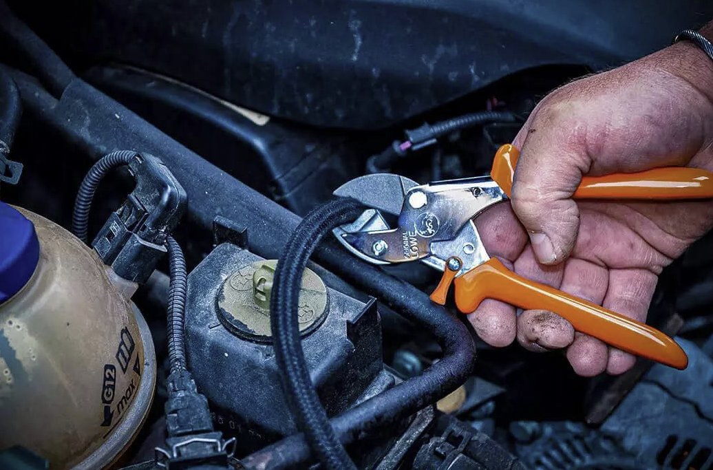 INDUSTRIAL CUTTERS